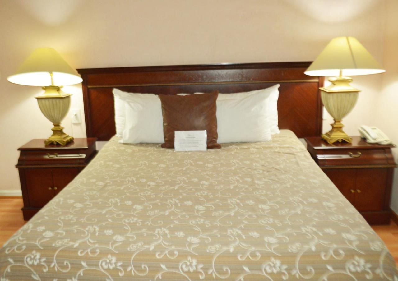 Hotel Real Salamanca Mexico City Room photo